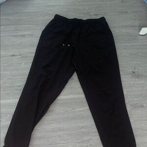 Max Studio Women's Black Ankle Pants